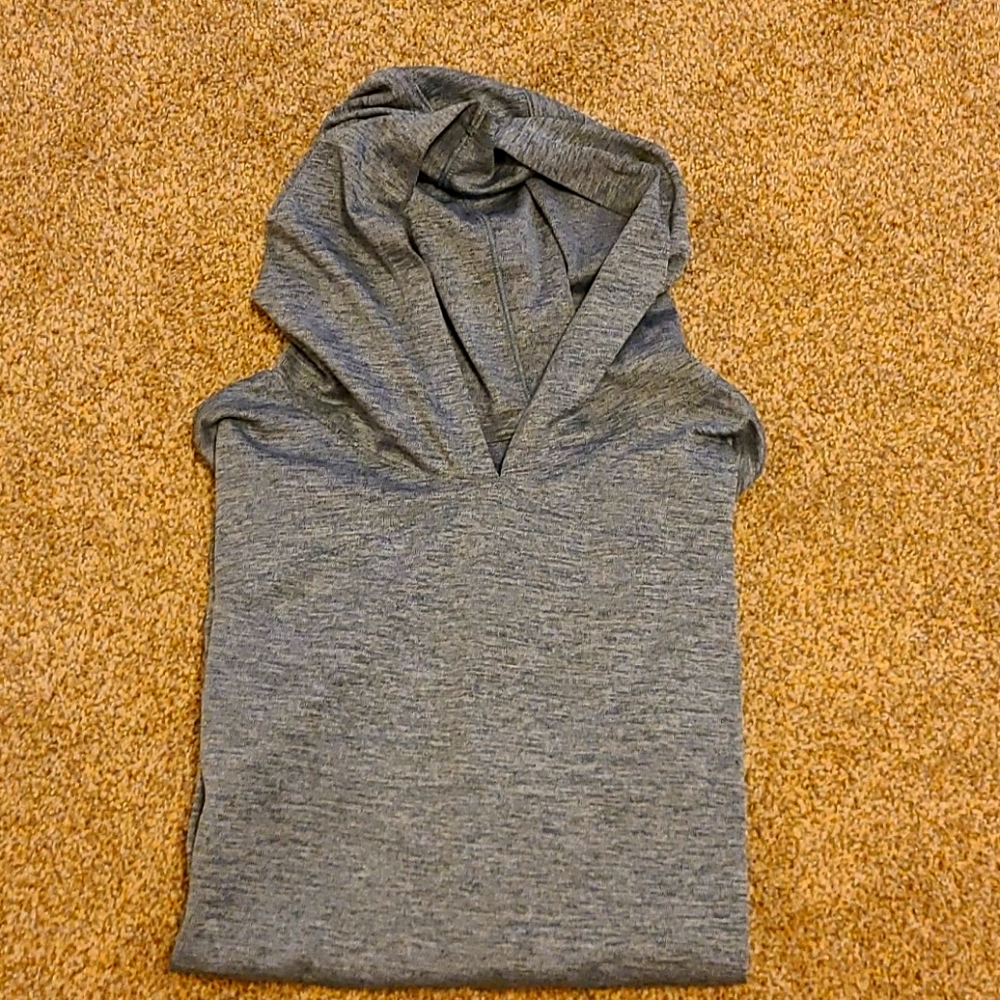 Long-sleeve workout shirt with hood